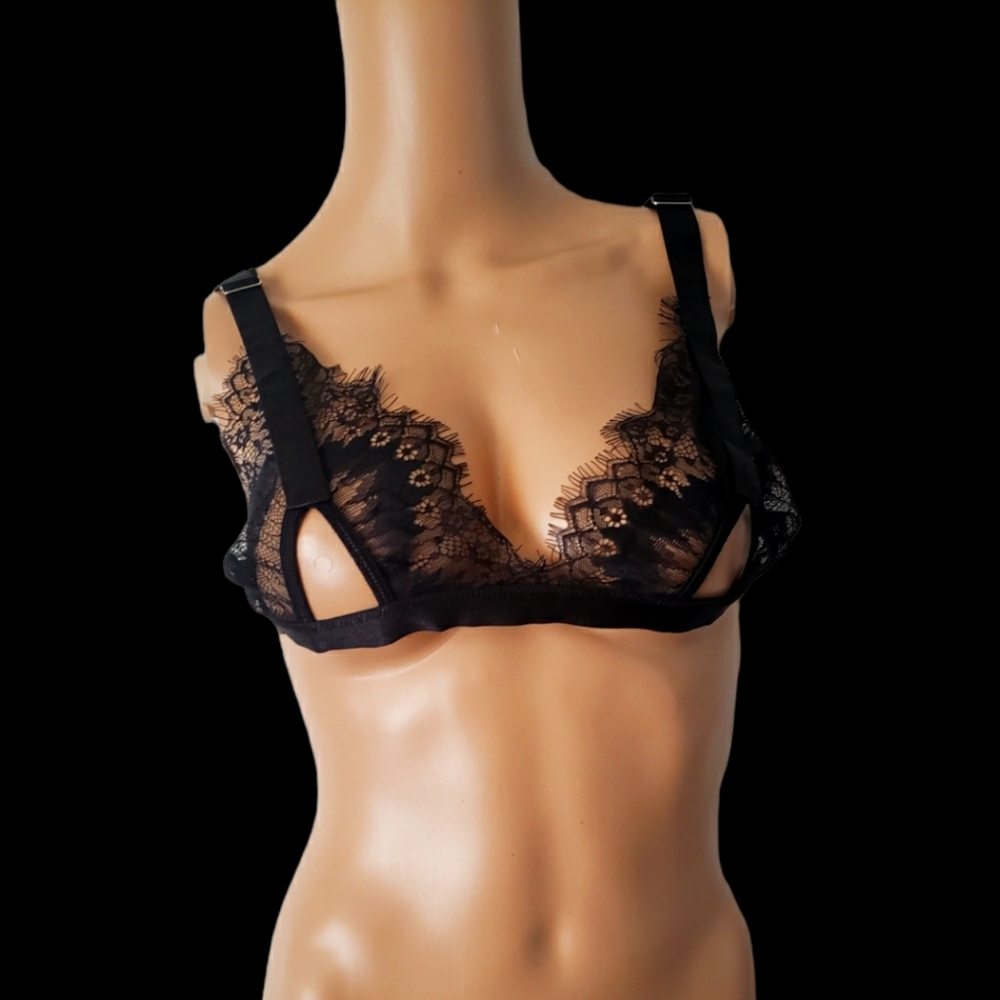 Shein Cut Out Bra, 2x
